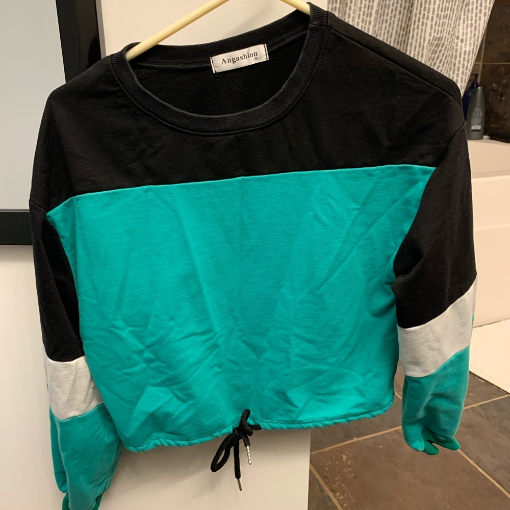 Cropped sweatshirt